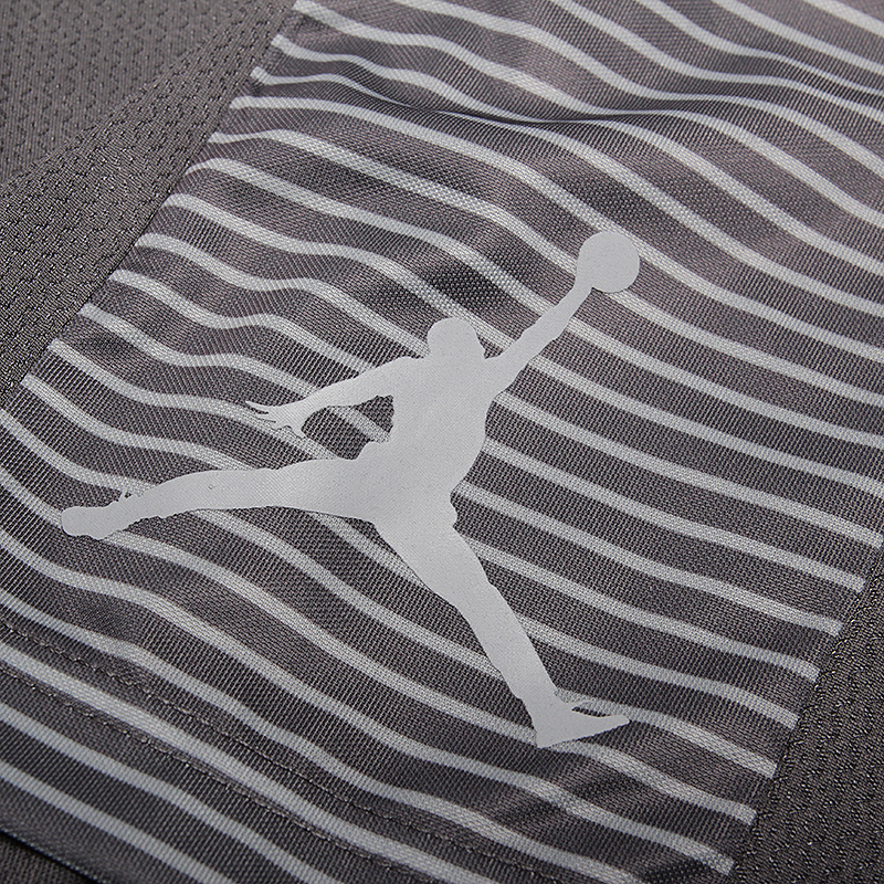 мужские серые шорты Jordan Basketball Shorts Game 831334-021 - цена, описание, фото 3